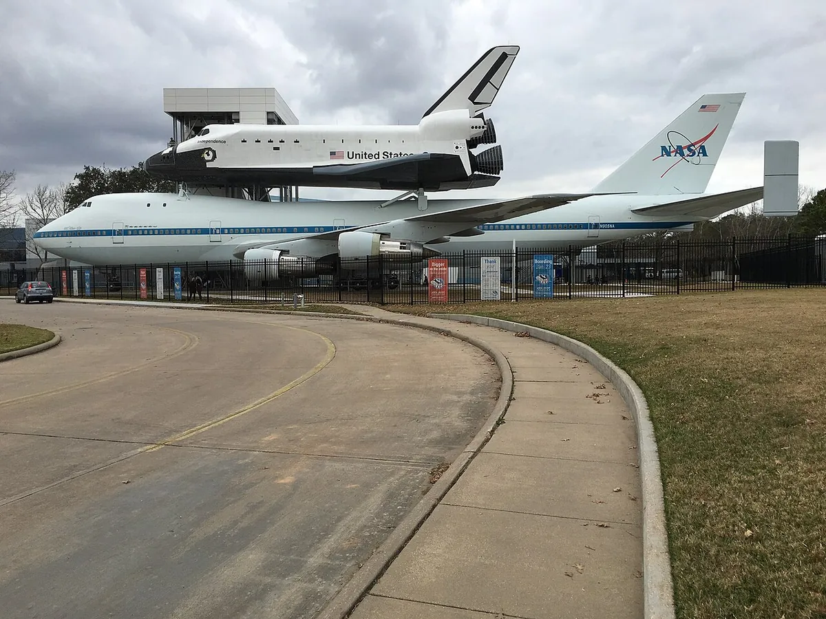 Houston Space Center Ticket with NASA Expert Guide & Downtown Transport